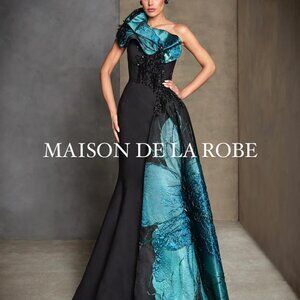 CASTLE COUTURE BLUE DIVA DRESS